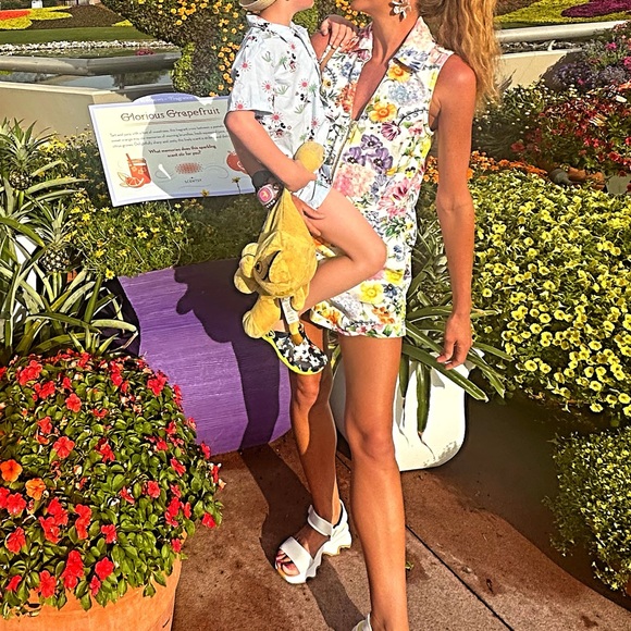 Show Me Your Mumu Floral Denim Romper - Picture 2 of 3